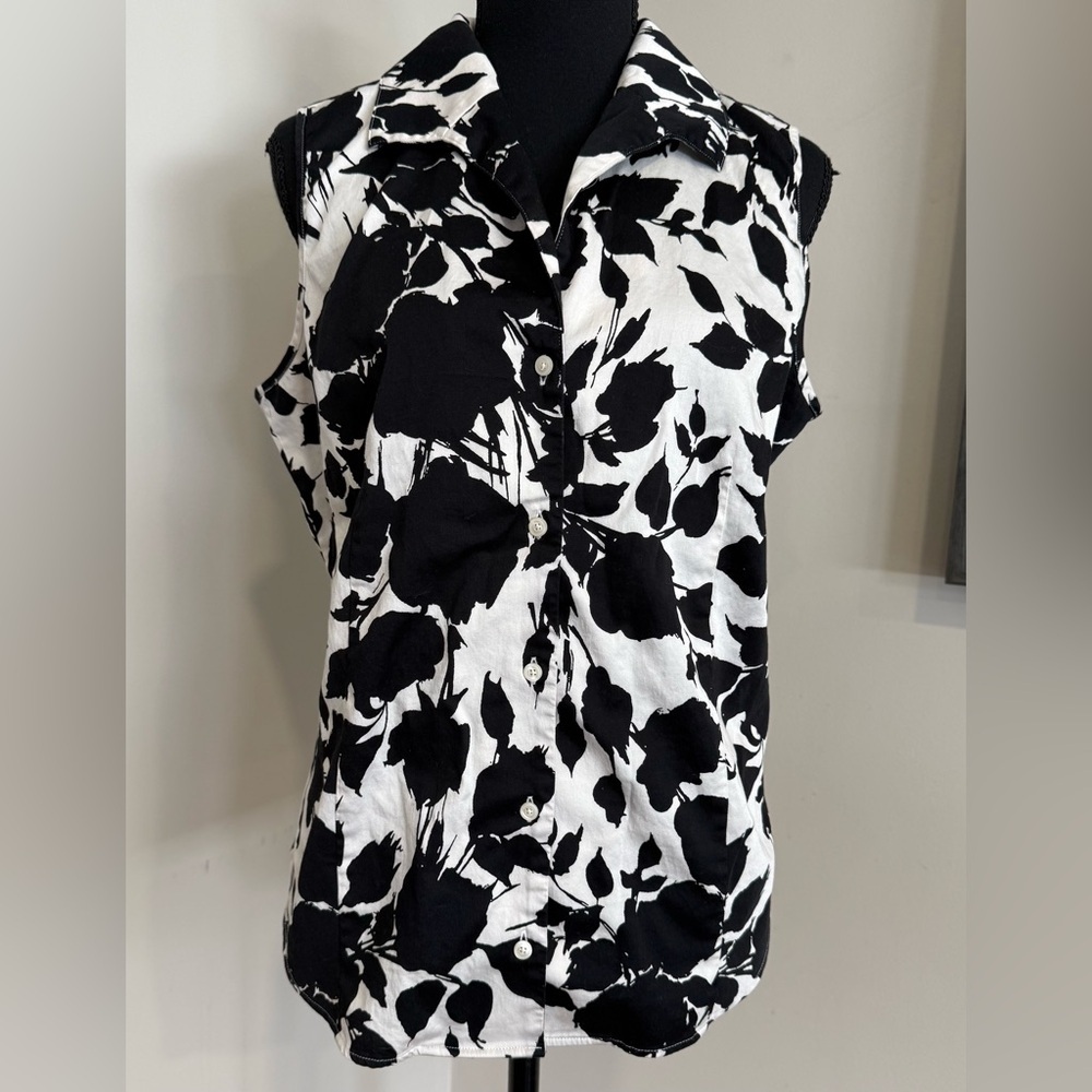 Talbots Petites Black and White Floral Button-Up Blouse